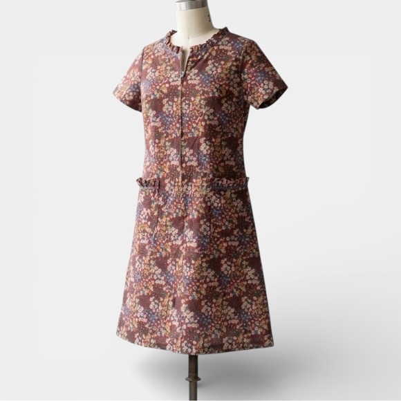 American Vintage Dresses & Skirts - Vintage 60s Floral Dress with Zipper Ruffle Details Pockets Cottage Boho